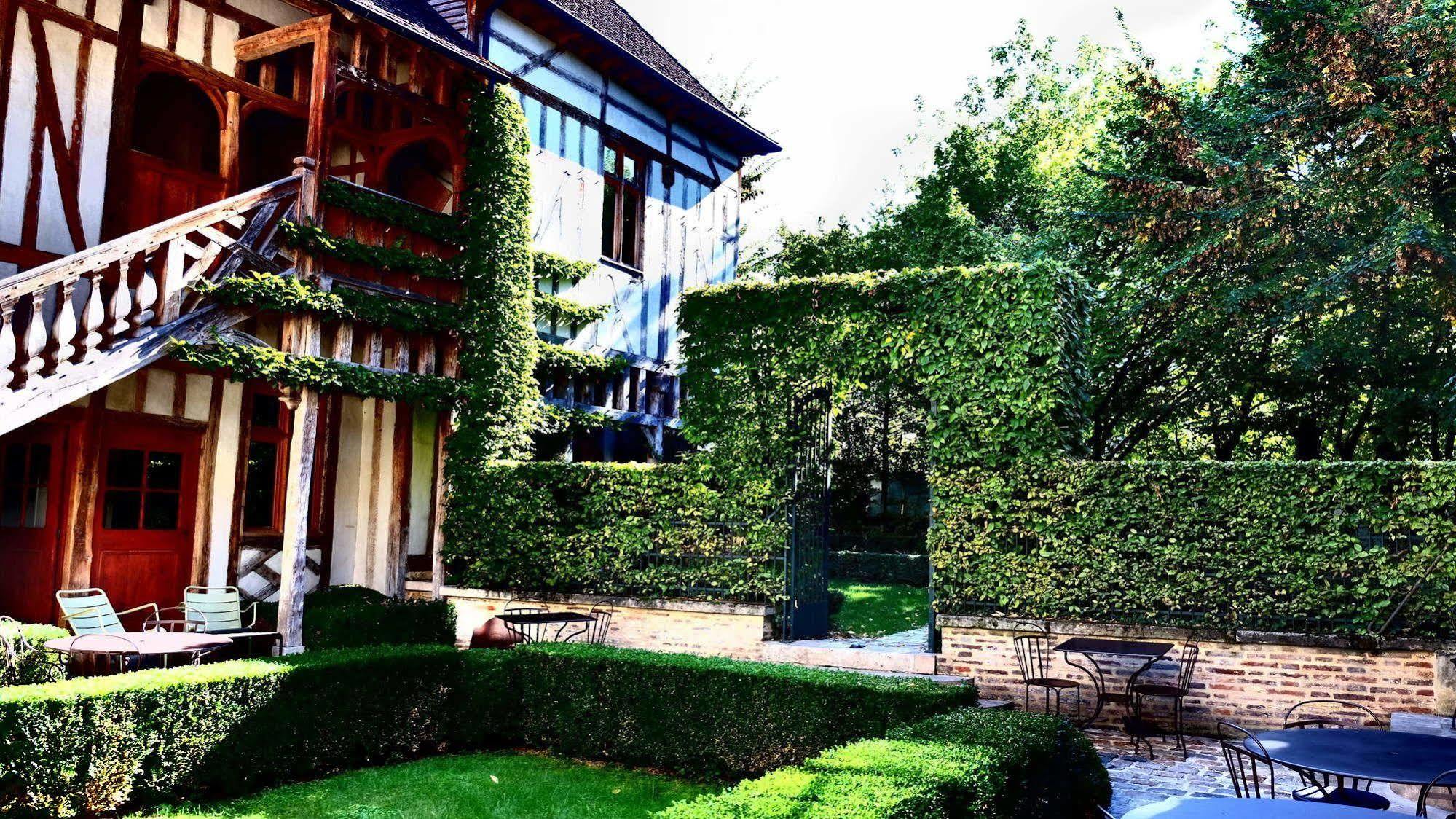 La Maison De Rhodes Hotel & Spa Troyes Esterno foto